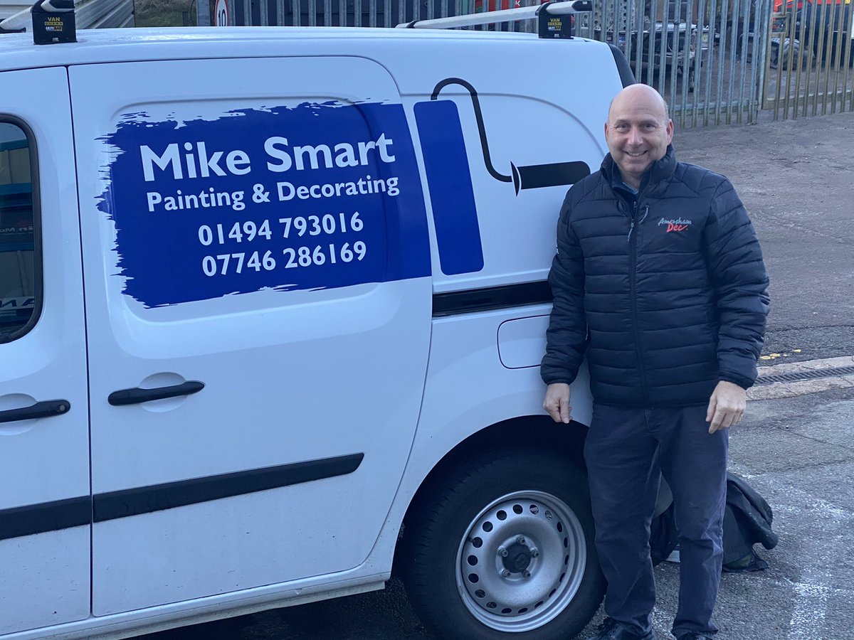 Show us your jacket 🧥 <a href="/duluxuk/">Dulux UK | Colour & Inspiration</a> <a href="/DTPaintExpert/">Dulux Trade | For Decorators</a> <a href="/Mikedecorater/">Michael smart💙</a>