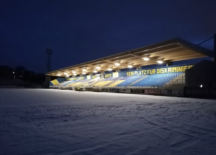 Vienna Before Sunrise 🌘💙💛 

📸 <a href="/ChristofKopf/">Christof Kopf</a> 📸

#howa #lebensraum #100years #century #first #vienna #football #club #comebackvienna #ViennaFamily
