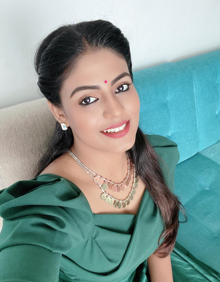Movieupdates69's tweet photo. Wishing the gorgeous and the most talented Actress @IamIneya ❤🎉🥳
#HBDIneya #HappyBirthdayIneya
#lneya https://t.co/4ZniSsf4nU