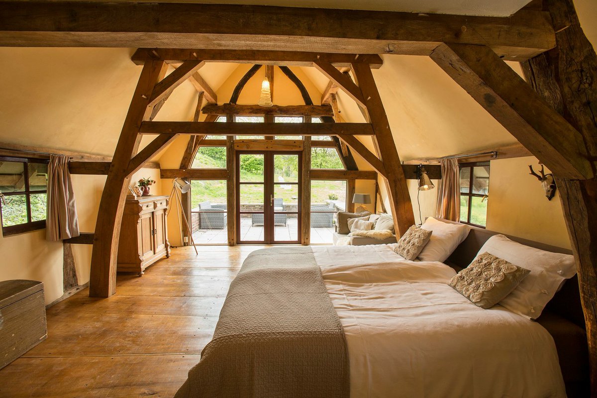 bashoogland's tweet photo. ivm annulering LAST MINUTE BESCHIKBAAR in vakwerkboerderij Lomberg VOLGEND WEEKEND aankomst vr.29 Jan. 695€ ALL IN  (één gezin/huishouden, 3 overnachtingen https://t.co/EnbprieaOS https://t.co/4RDfPc7UbY
