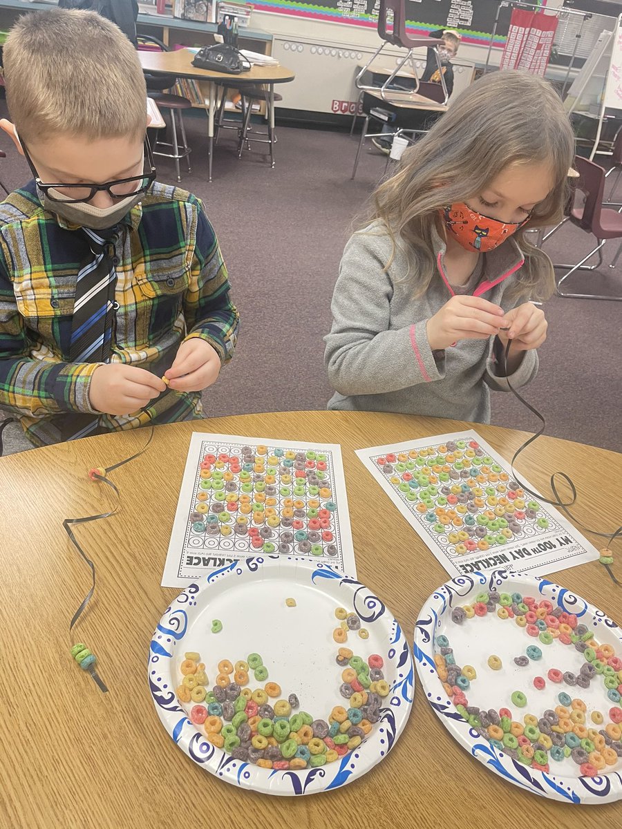 daughtrv's tweet photo. It is the 100th Day of school🙌🏻💯🧡🖤 #100dayactivities #80moretogo  @ojneighbours @wabashapaches https://t.co/GLwZbKLNhI