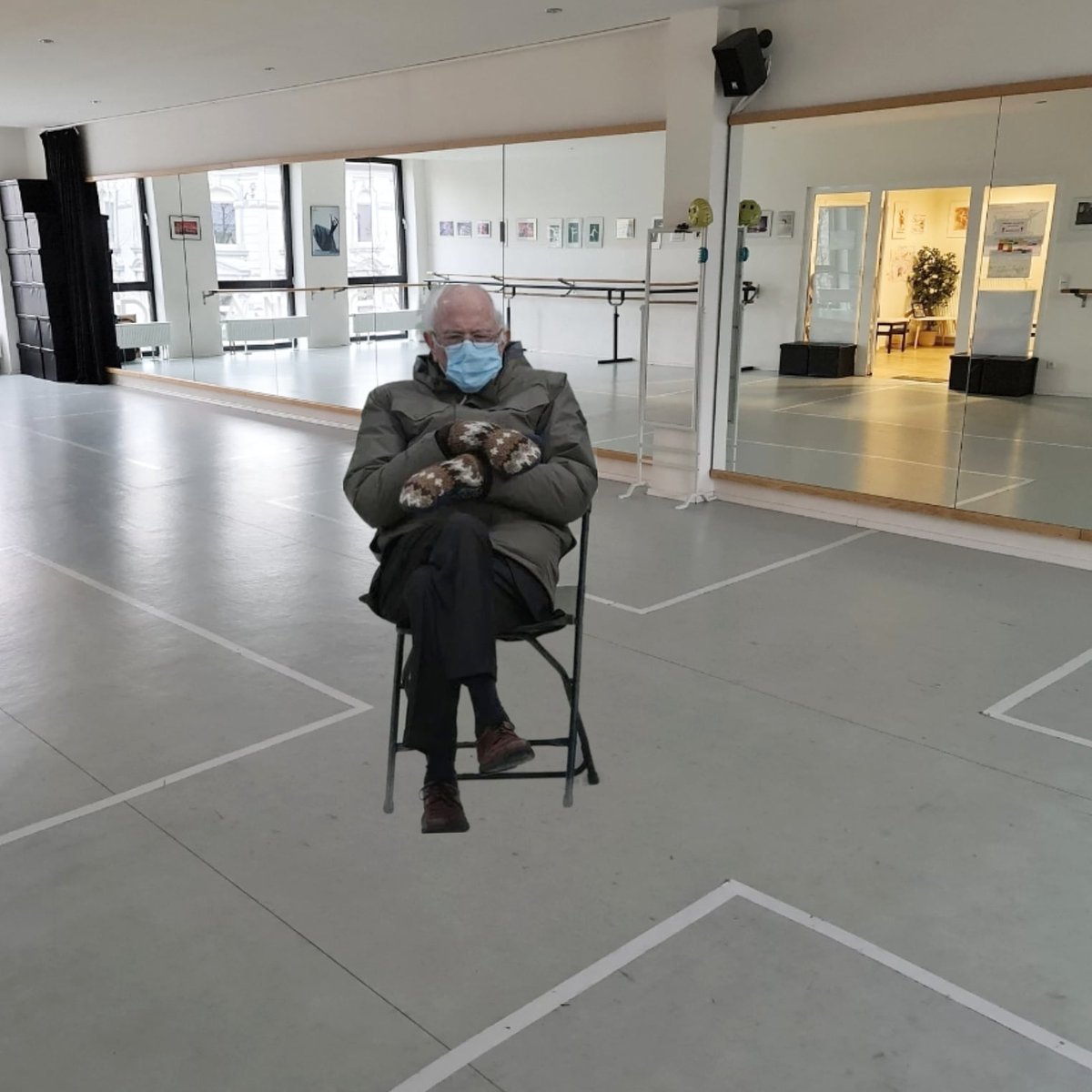 EisenhardtAnd's tweet photo. Und, wann geht das jetzt endlich mal weiter in der #danceareaherne?
#lockdown2021 #Berniememes https://t.co/IczFjcOMDG