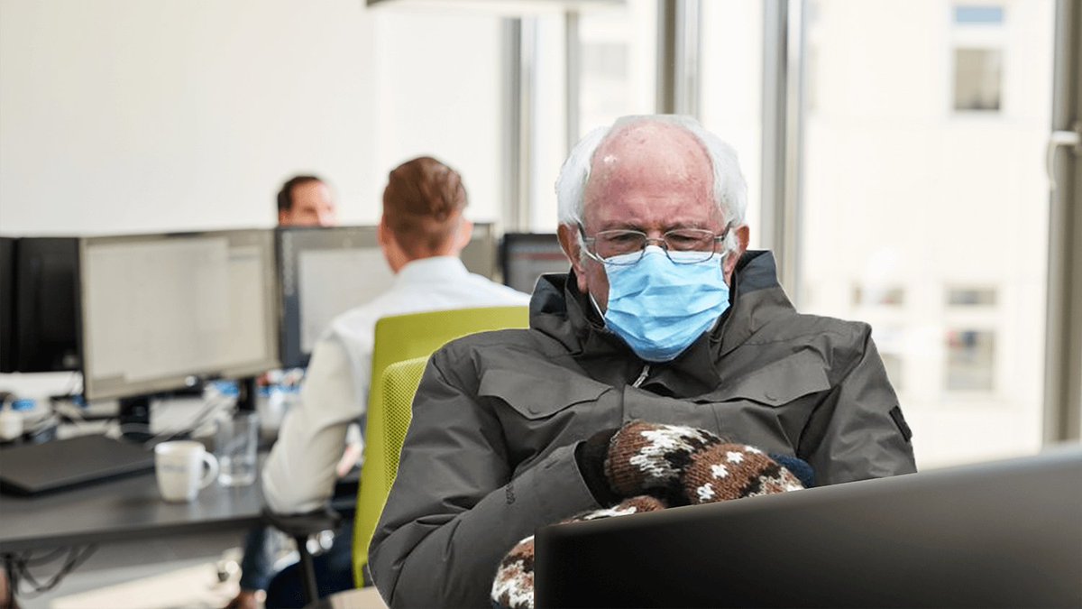 TAIFUN_Software's tweet photo. So langsam verabschieden wir uns ins Wochenende - ohne aber den besonderen TAIFUN Kundenberater der kommenden Woche verschweigen zu wollen. Also: warm anziehen und bis Montag. Euer #TAIFUN_Software Team! #BernieSandersMittens #BernieSandersMemes https://t.co/gVKYuOyX9N