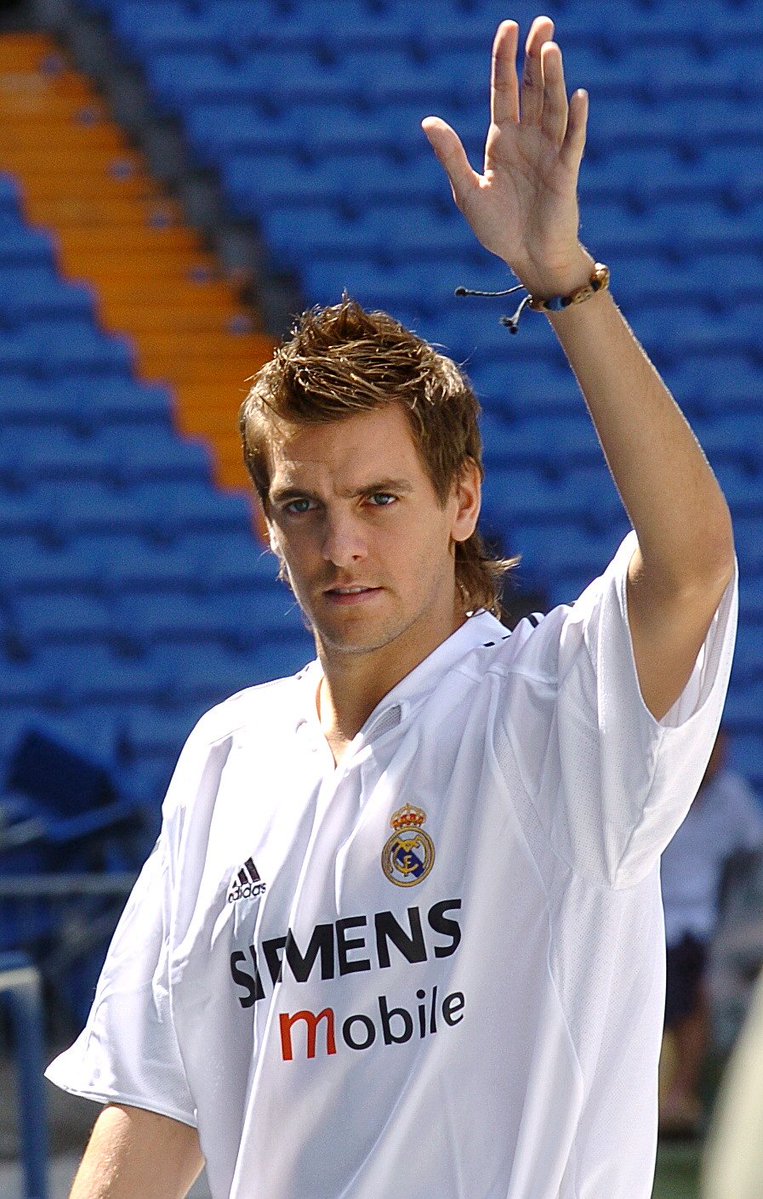 A former defender is celebrating today! Happy 41st birthday, Jonathan Woodgate!        