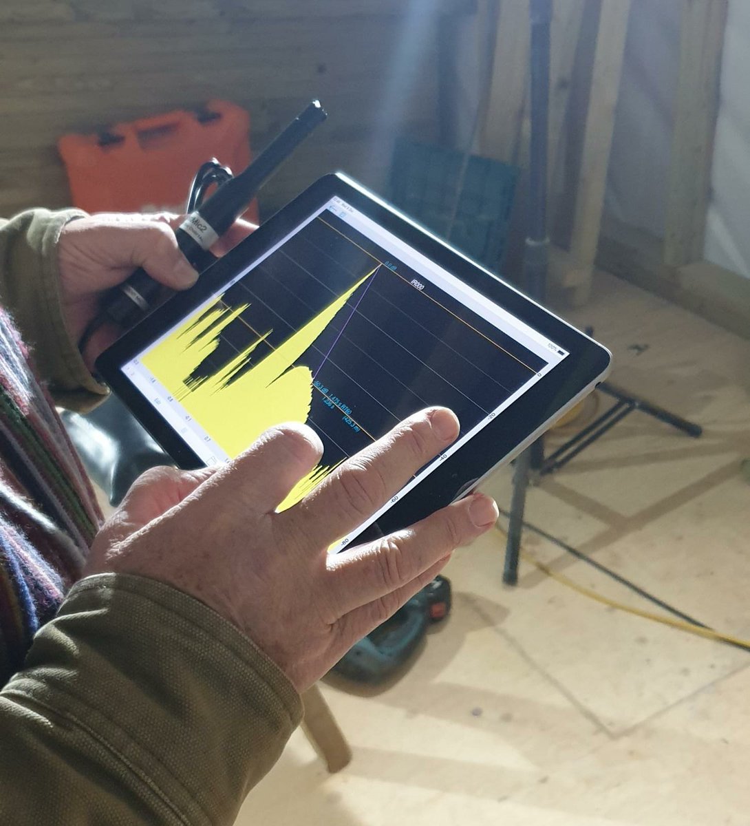 Pyramid_AV's tweet photo. SOUND TESTING | This is a fully isolated ‘room within a room’ construction and is designed to a specific acoustic performance target.

#homecinema #hometheatre #cinemadesign #soundtesting #acoustics #acoustictesting  #audio #design #soundengineer #4K #dolbyatmos https://t.co/EwbRljDbO1