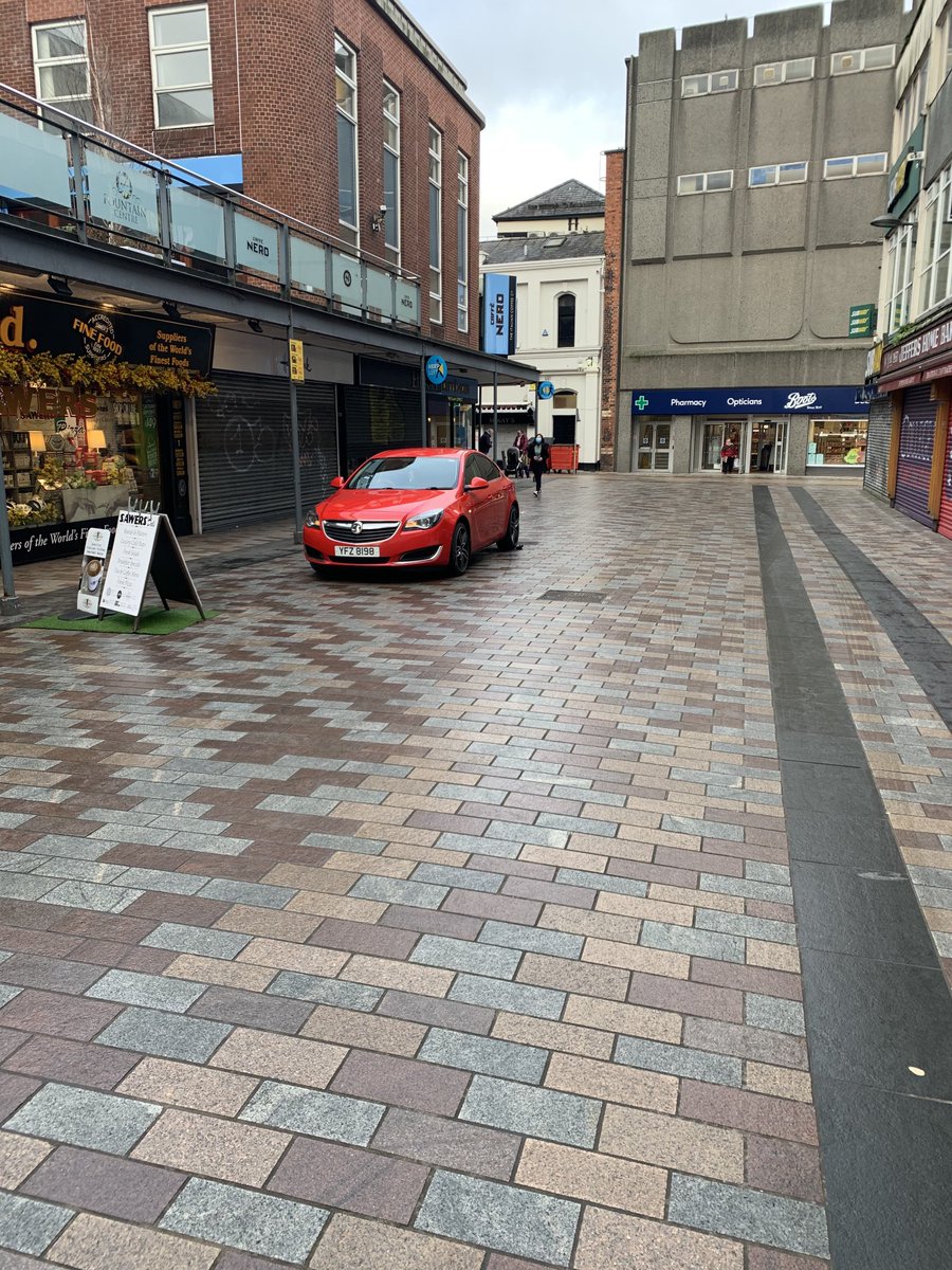 SAWERSLTD's tweet image. Calling out to the Belfast City Council. We are an essential store during this lockdown delivering to those who are isolating. We are doing our best to keep our family run business open by doing deliveries to our customers &amp;amp; this is the constant outcome of LOADING our deliveries.