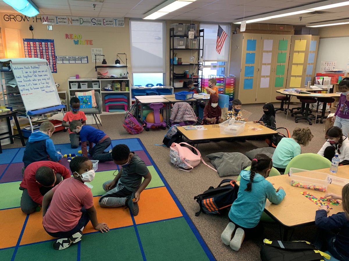 Little Bulldogs are back💙 #joy ⁦<a href="/WVBulldogs/">Westview Elementary</a>⁩ ⁦<a href="/MESPAprincipals/">MESPA Principals</a>⁩ ⁦<a href="/ISD196schools/">DISTRICT 196-ʀᴏsᴇᴍᴏᴜɴᴛ-ᴀᴘᴘʟᴇ ᴠᴀʟʟᴇʏ-ᴇᴀɢᴀɴ sᴄʜᴏᴏʟs</a>⁩