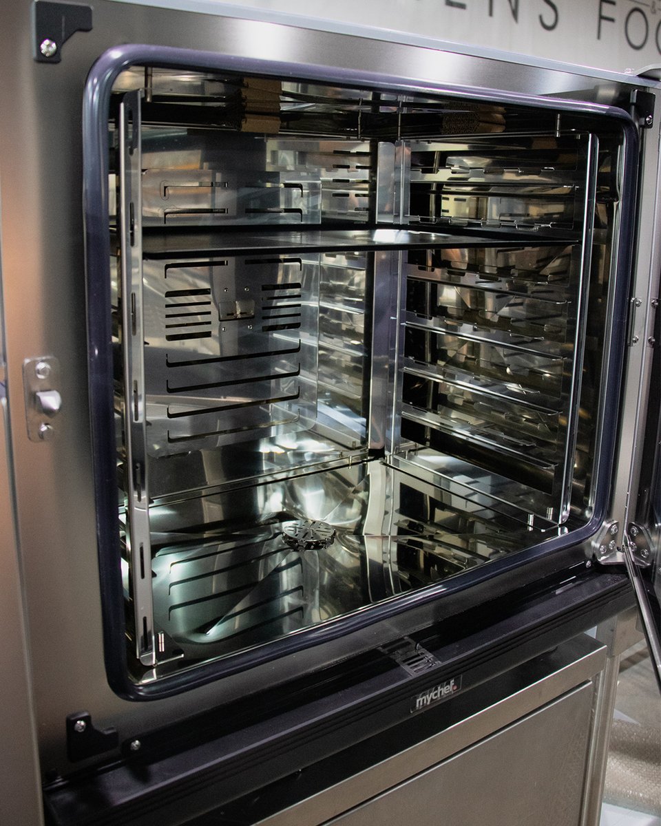 culinarysa's tweet image. Discover the all-new mychef combi ovens! 

Cooking straight forward and practical using innovative cooking technology. 

Message us today to find out more information 👩‍🍳
