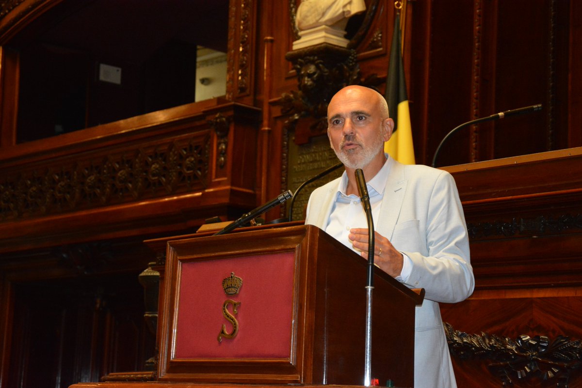 "Le rôle des journalistes est vital pour un Etat de droit. Leur sens critique et leur indépendance sont un outil essentiel, tant pour les citoyens que pour les autorités, pour garantir le bon fonctionnement d’une démocratie saine." <a href="/DodrimontP/">Dodrimont Philippe</a> en plénière du @SenaatSenat