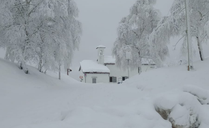 LuinoNotizie's tweet photo. Nevica ancora in #Forcora
https://t.co/sP1l800DAZ https://t.co/oGz56ZdqFk