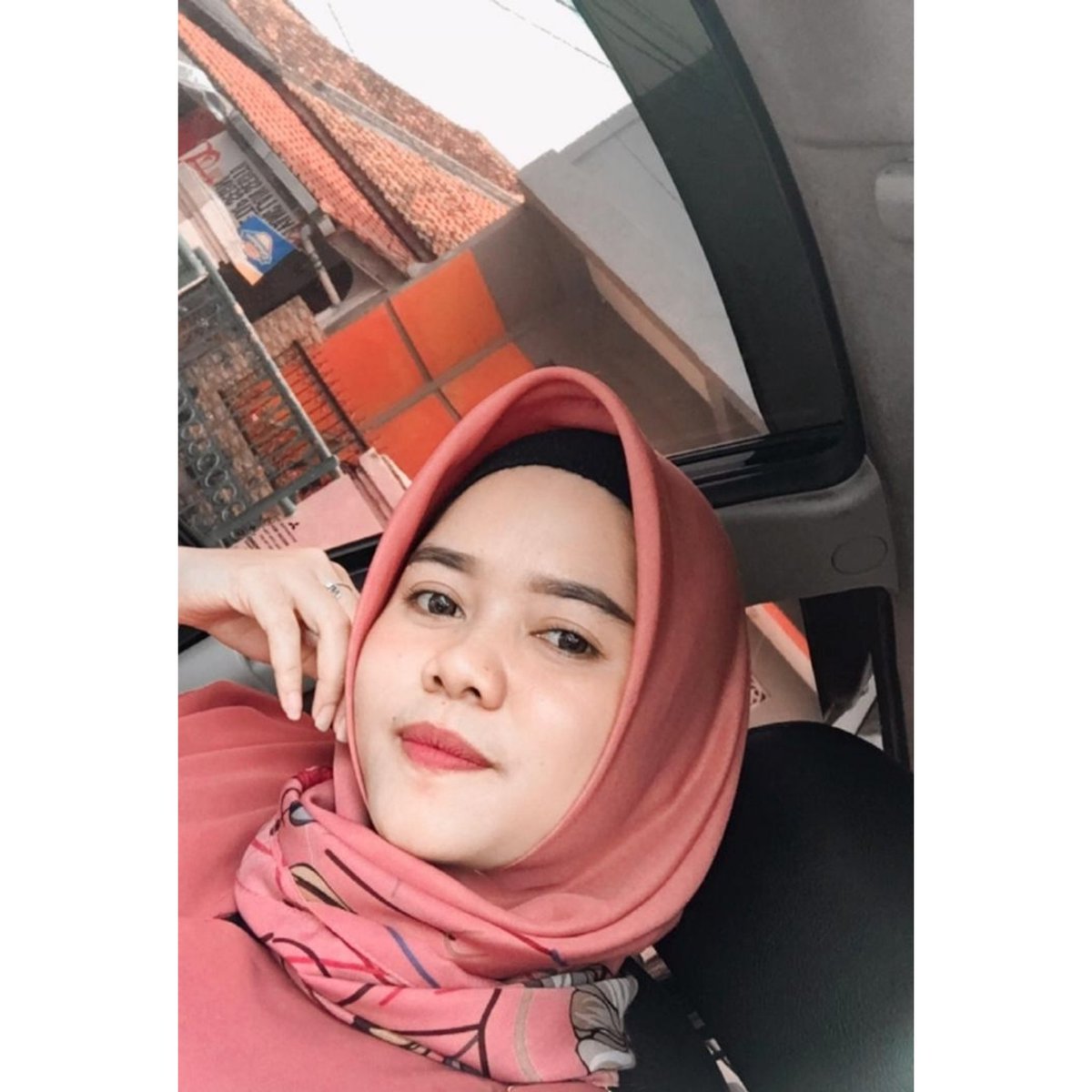 Susi_ale1's tweet photo. #FotoProfilBaru https://t.co/gXxn67AQzo