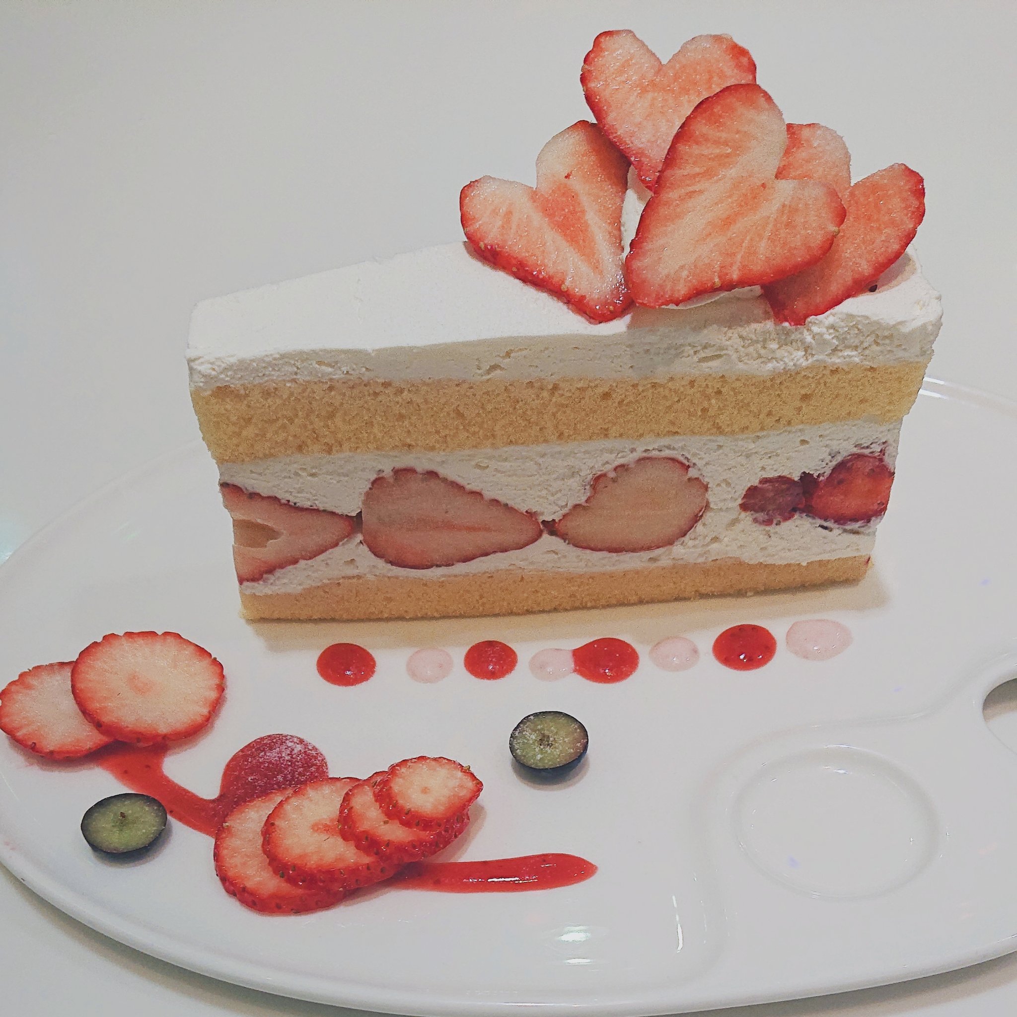 晴 今日疲れたから幸せチャージ ショートケーキの日 いちご 苺 タカノフルーツパーラー T Co Tbbktpcjqd Twitter