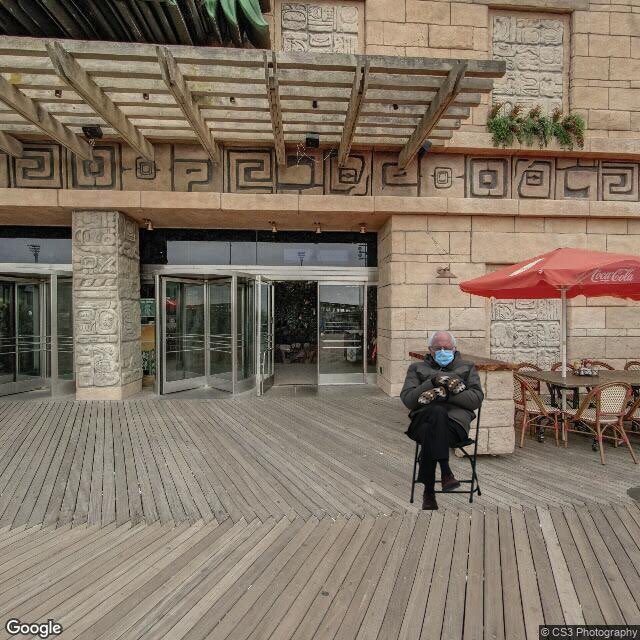 ACEconPolicy's tweet image. Is this Trump Plaza CasinoDemolition VIP seating area?