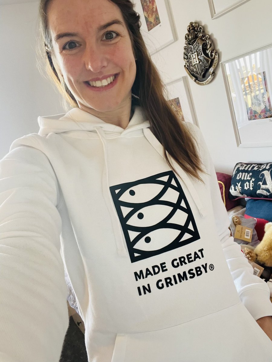 Perfect timing - my new @grimsbyfishnear hoodie arrived this morning just in time for #greatgrimsbyday today! Proud to be #madegreatingrimsby and now all can see! #grimsby #fish  #docks #fishing #supportlocal