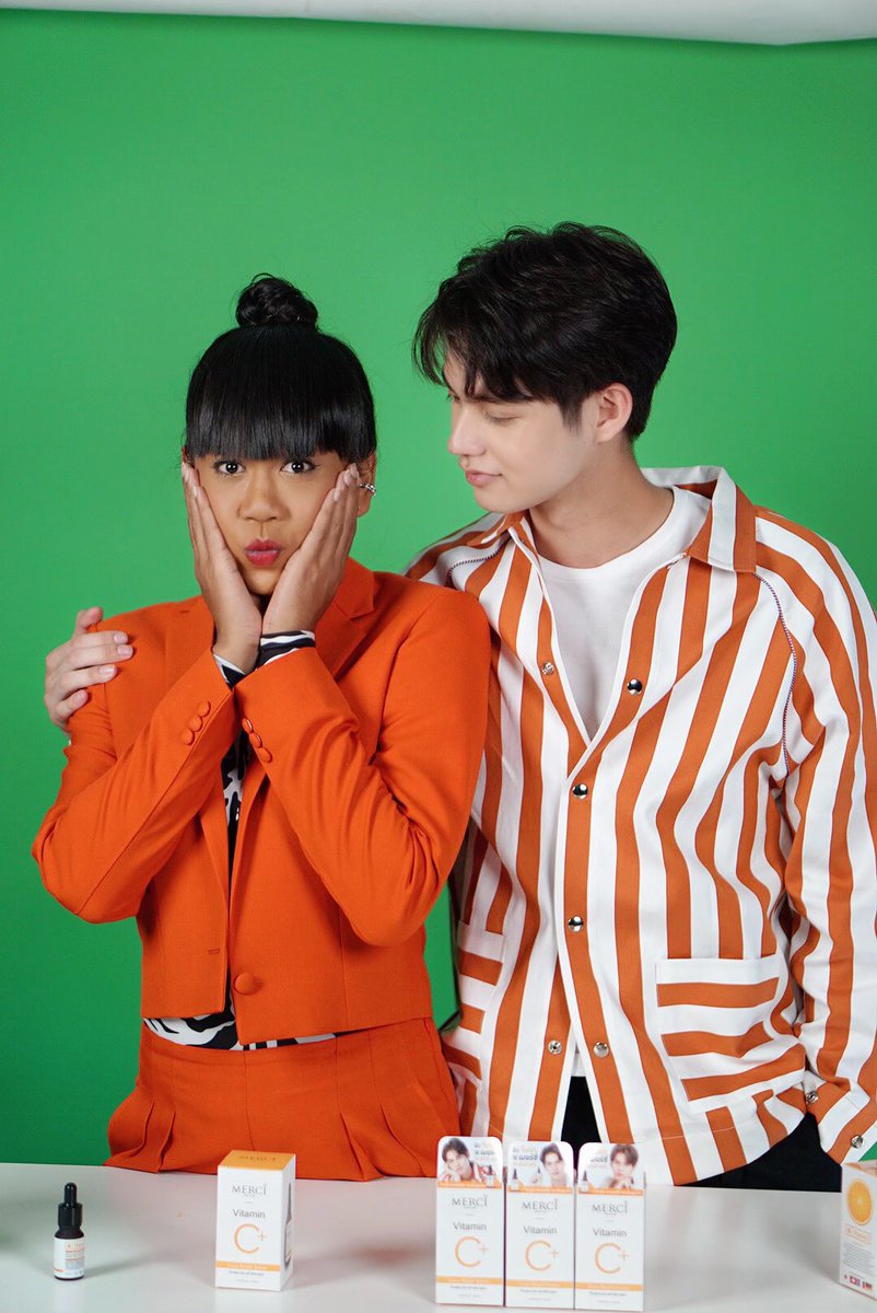 _hopefk_'s tweet photo. ตื่นเต้นนน ไลฟ์เมอร์ซี่กับพี่เจนนี่ครั้งที่2✨
🥰🧡🤍🧡🤍🍊🍊@bbrightvc 
#bbrightvc #MercixBrightให้หายคิดถึง https://t.co/n8vbQ7Jas0