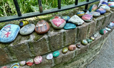 PAINTED ROCK SNAKES PRESERVED AS BRIGHT MEMENTOES OF A DARK YEAR  
Throughout lockdown and beyond, people confined to their own neighbourhoods across the UK have turned to rock painting - read the article in the Guardian 
theguardian.com/.../painted-ro…...