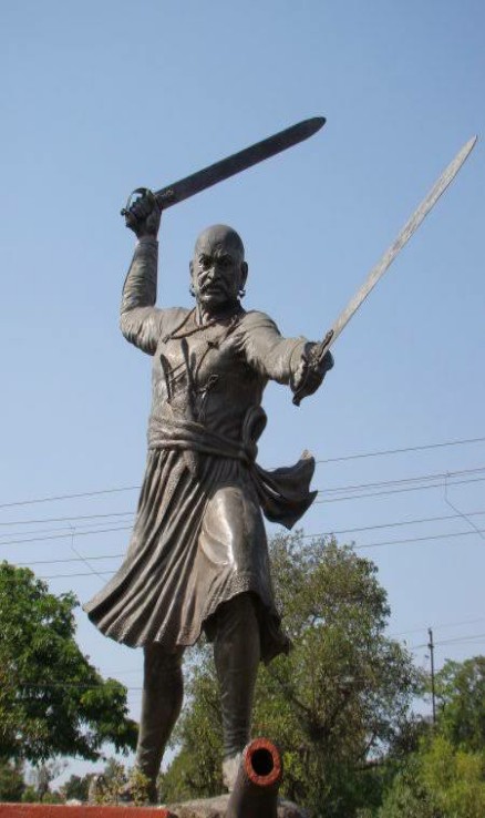 In this battle he became a martyr, but managed to halt the enemy forces for several hours, which secured Shivaji’s safety and victory on another front. Without this heroic last stand Shivaji’s glorious career may have been cut short.(2)
