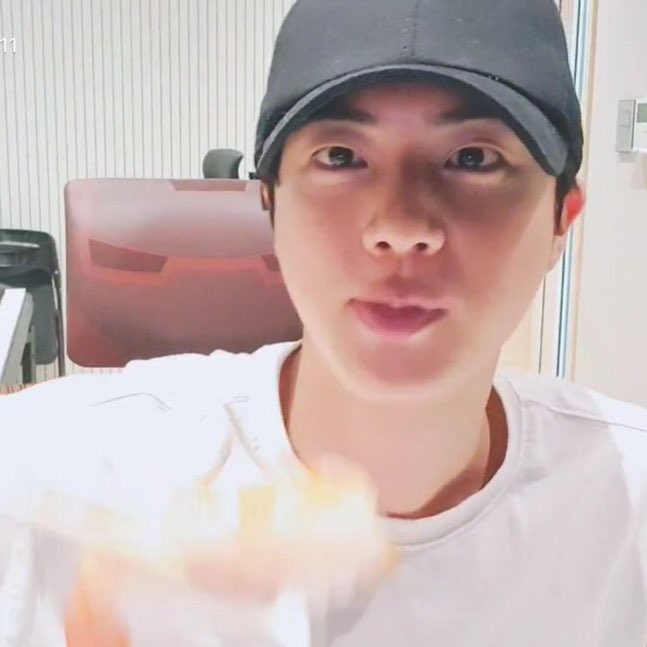 Your camera roll If seokjin was your boyfriend ; a thread