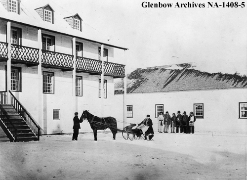 tcdixon3's tweet photo. Visit Edmonton's roots with this collection of historical photos of Fort Edmonton.

https://t.co/He6UwFQynm

#ExploreAlberta #ABhistory #Edmonton #YEG #FortEdmonton #FortEdmontonPark #Alberta #ExploreEdmonton #history https://t.co/6ItdOWesF6