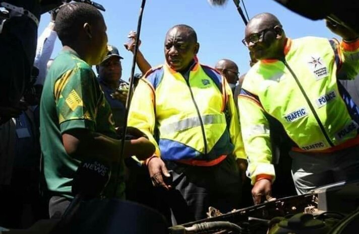 Bra_Tokollo's tweet photo. Democratic South Africa https://t.co/ODjQVgDvjw