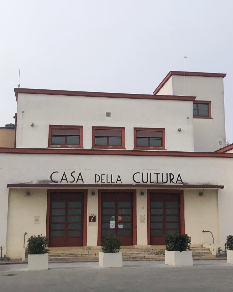 FSamorani's tweet photo. #tresigallo città della Metafisica #razionalismo @turismoER https://t.co/EBh9r1Lhat