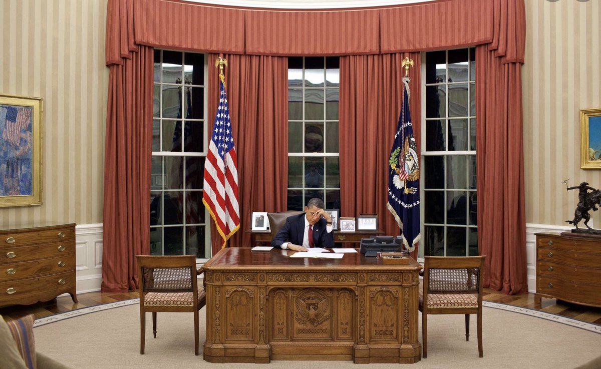 To compare Oval Offices.... Biden & Obama both only had the American flag & the Presidential flag. Trump displayed both as well as the flags of the military. 