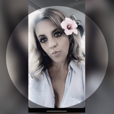 Charlotte Bee tweet media