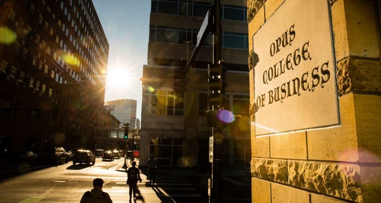 PerceptResearch's tweet image. Opus College of Business announces far-reaching organizational realignment in response to changing student demand #innovation #stackablecredentials #digitization #execed bit.ly/3c1bAYs by @USTbusiness