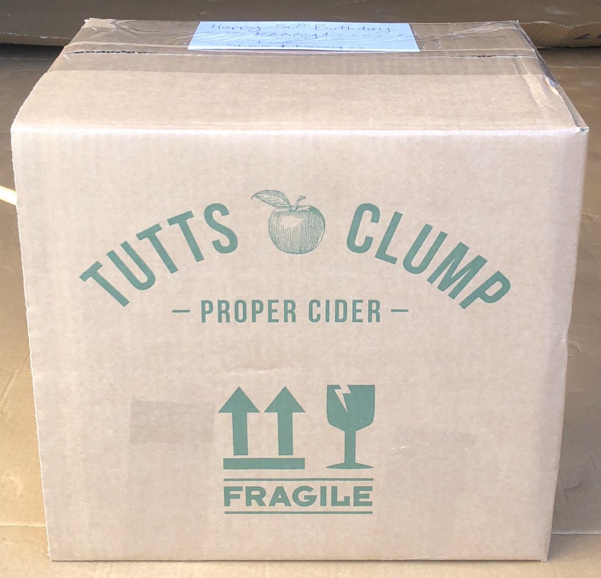 tuttsclumpcider's tweet photo. This mornings online doorstep #tuttsclumpcider deliveries to #UpperBasildon 😊 #essentialsupplies #supplychain #propercider #properperry #applejuice #cidervinegar #fruitcider #icecider https://t.co/pm817y0dfJ