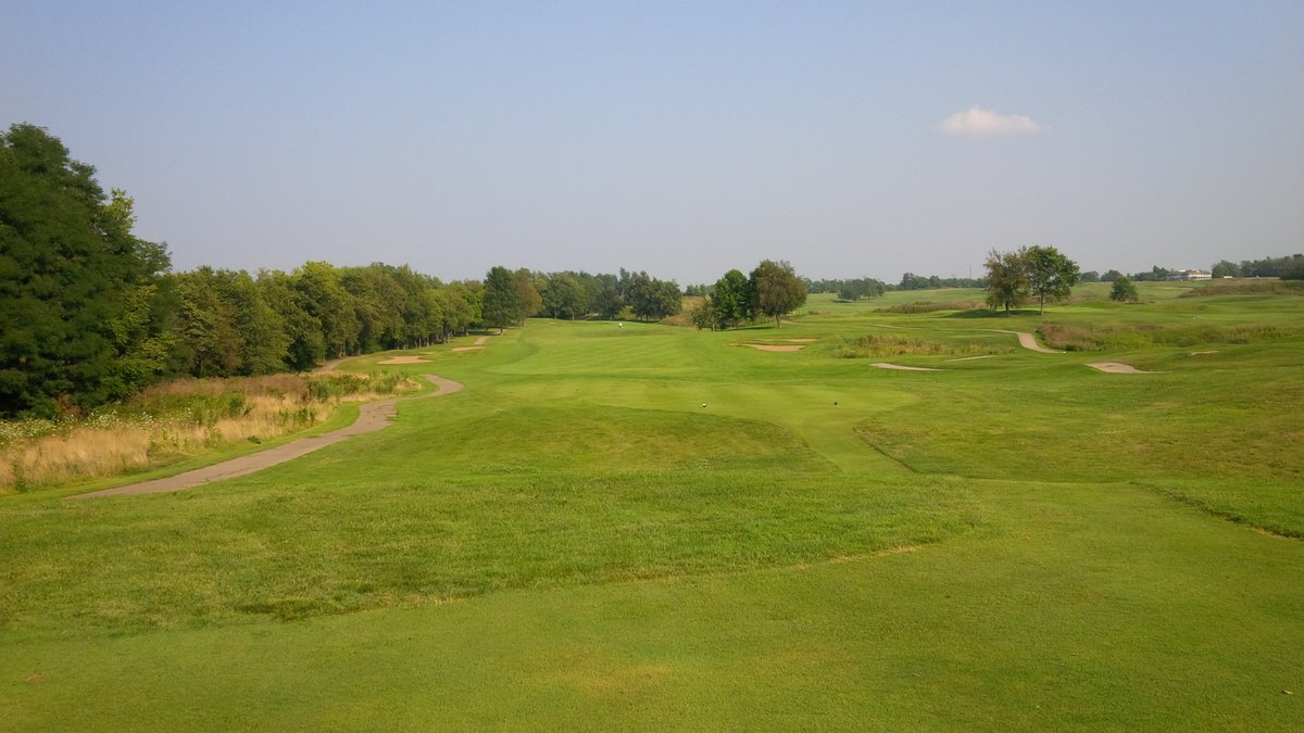 Kearney Hill GL in Lexington is one of the greatest value municipal courses you will find. One of two "home" courses for me, this Pete & P.B. Dye gem is thoughtful, tough, and fun, and a great walk, to boot. It was the sight of a big win for me in 2000 (see smile above).4/