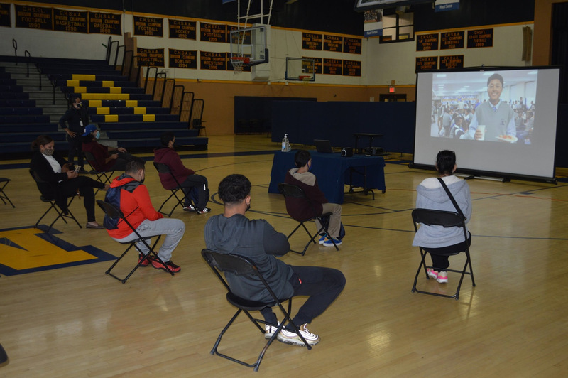 MountToday's tweet photo. #FLASHBACKFRIDAY: Future #Mounties at our fall open house in October. We are now offering private tours! Call 718-515-6400 ext. 228 to set up a visit. #OpenToEducate #TheMount #AllBoys #Grades6through12 https://t.co/Oip59qmsx0