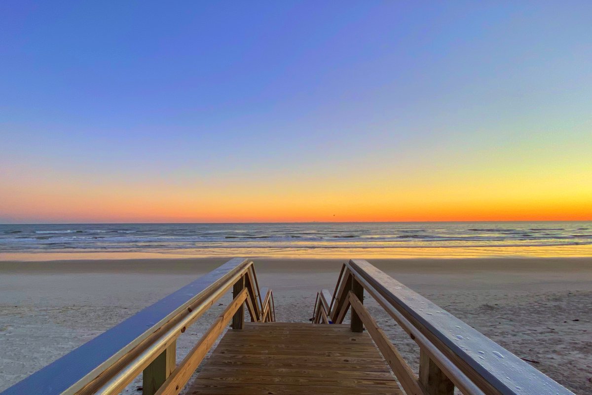 ☕️WAKE UP to new listings in #NewSmyrnaBeach #Florida -📲Connect with <a href="/DebbieSummers/">Deborah Summers, Real Estate Agent</a> to receive #justlisted🔥#hotlistings in your inbox!

🦩Click👇🏻 Here🌞
bit.ly/JustListedNSB

#MoveToNSB #MoveToFlorida #HomeBuyers #BeachHouse #REALTOR #LoveWhereYouLive #Beach #Ocean