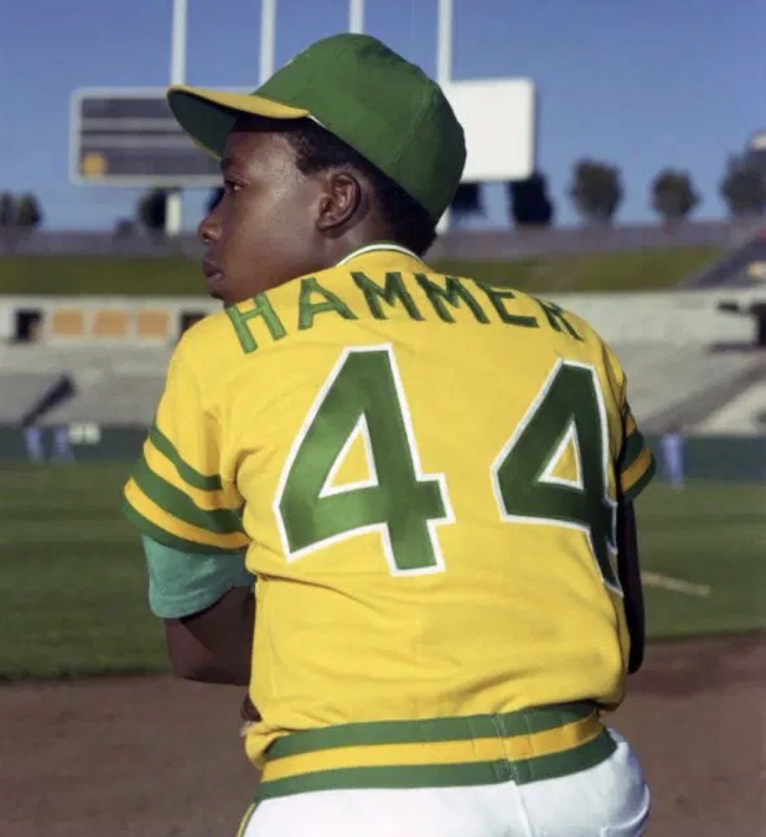 darrenrovell's tweet photo. When Brewers 2B Pedro Garcia first saw Oakland A’s batboy Stanley Burrell, he did a double take. 

He walked up to the boy and said, “Damn, you look just like the Hammer (Hank Aaron).” 

The boy grew up and got into music. 

He was fairly good at it. 

His stage name? @MCHammer. https://t.co/MIHf5hlmoB