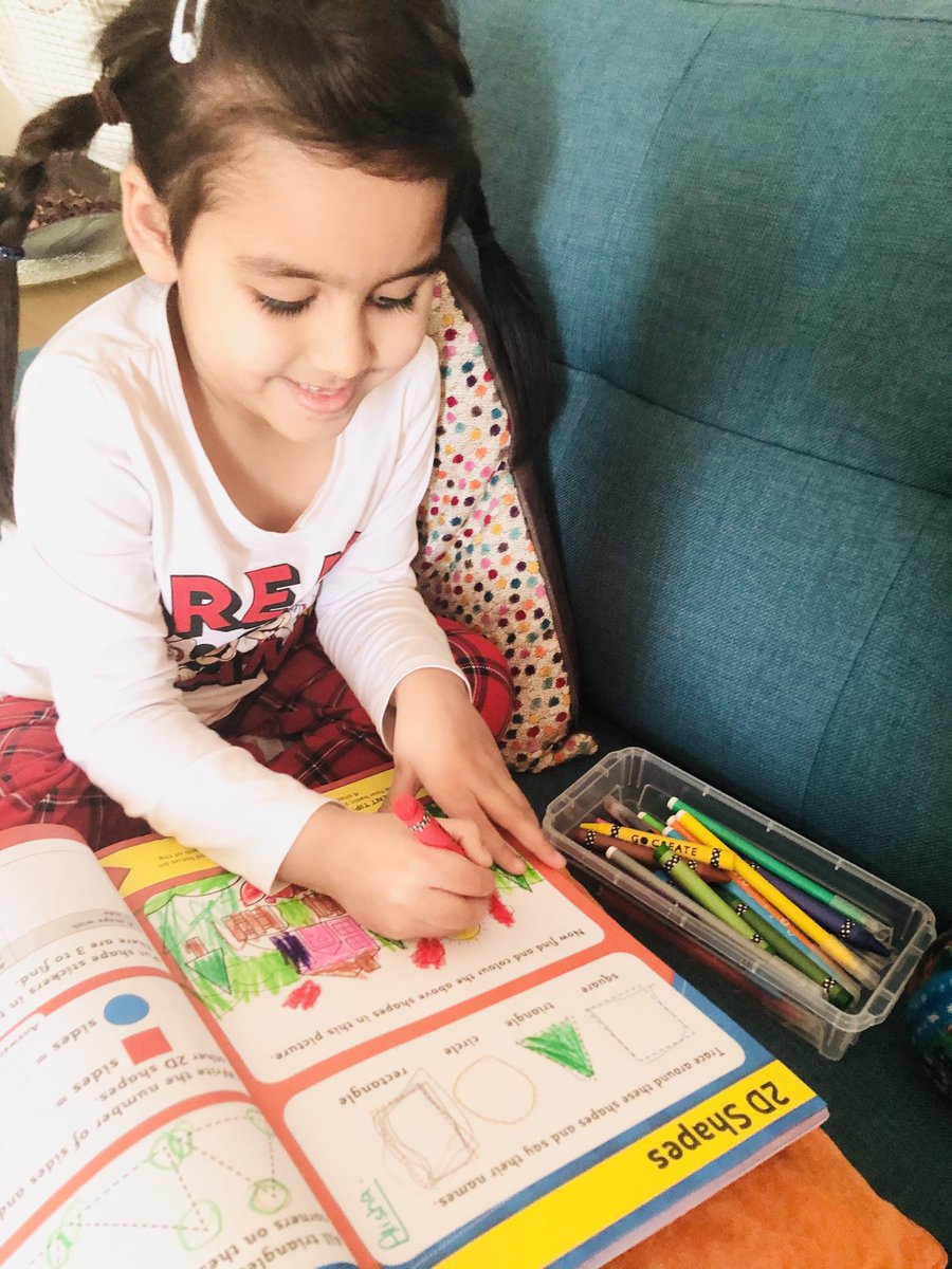 amdigitalmedia2's tweet image. @StanleyGrovePri Alisha had a busy day today.. Learning about some shapes and colouring ...