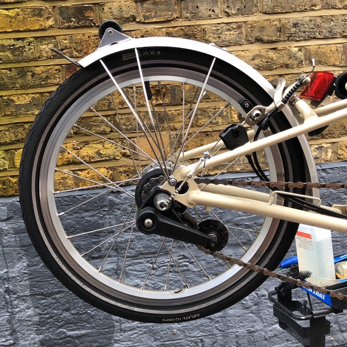 Ride_Clean_'s tweet photo. Back at our Putney popup at @wearethedynamo on Saturday. Time to sort the grime.

@bromptonbicycle #bromptoncommunity #bromptonlife #bromptonjunctionldn #bromptonlife @bromptonlovers #bromptoncycles #putneybridge #putneylife #putney #cyclinglondon #cyclingcafe #wearethedynamo https://t.co/9cwZBWAeiO
