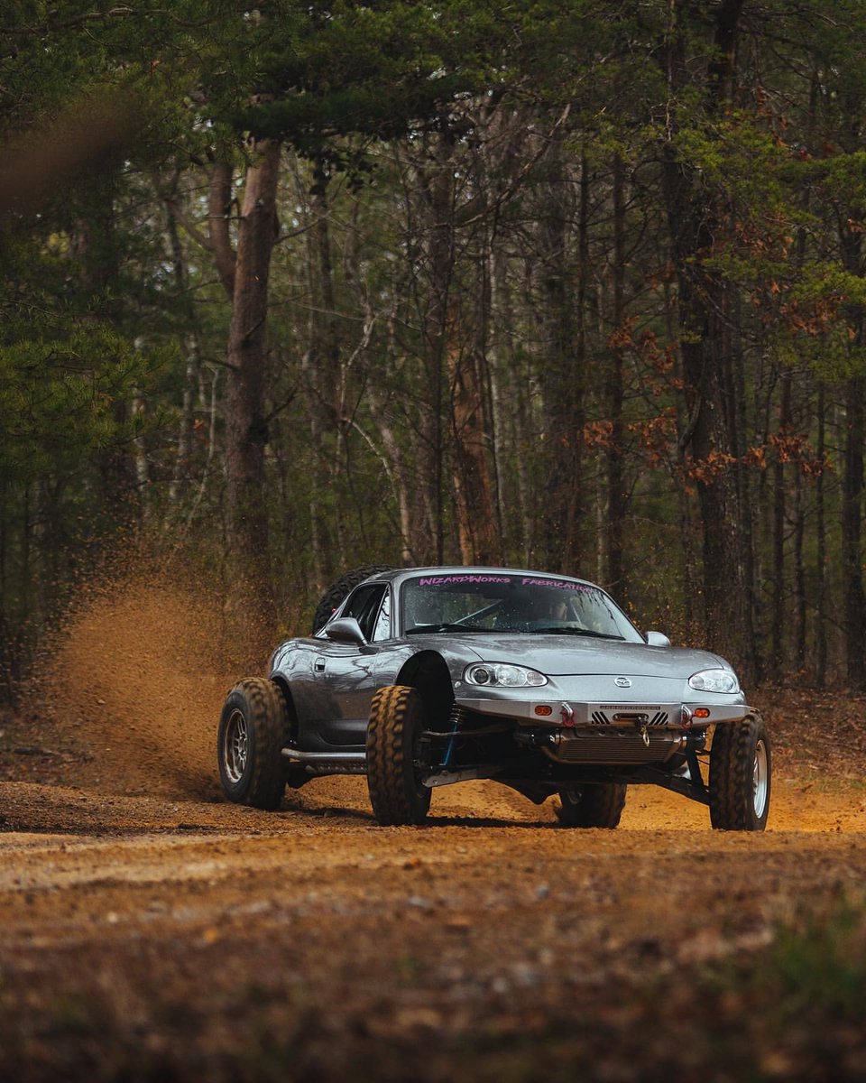 TopMiata's tweet photo. 🚧 #flashbackfriday🤘 IG: lowsteeze #TopMiata #offroadster Photo by: matt___best #liftedmiata #offroad #offroadmiata #mazda #miata #mx5 #mazdaroadster #nbmiata #roadster #mazdamiata https://t.co/fdq9XikAkg