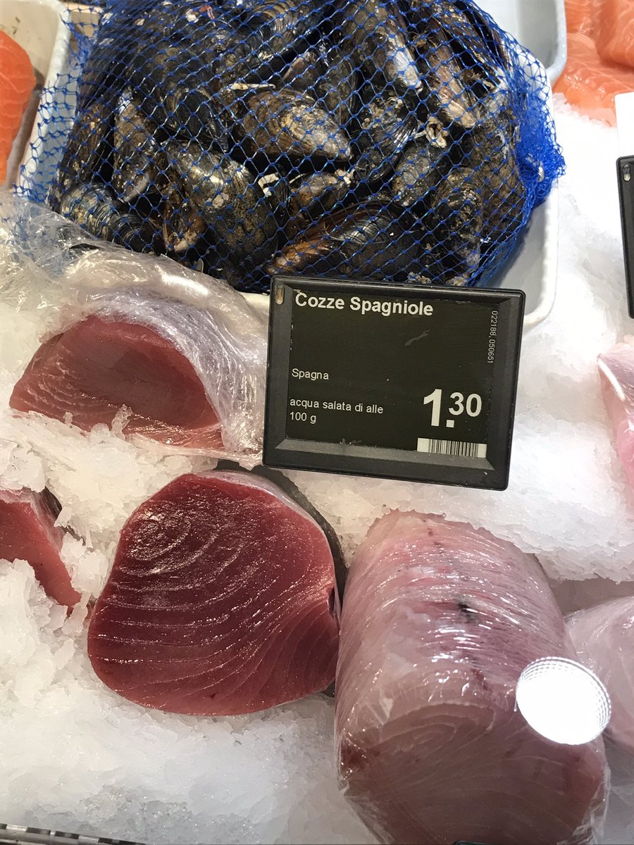 TrefogliMichele's tweet photo. Cozze di origine poco controllata.... #linguaitaliana #ortografia #errori #orrori #svizzeraitaliana #dettagliante https://t.co/qHoJnykGbj
