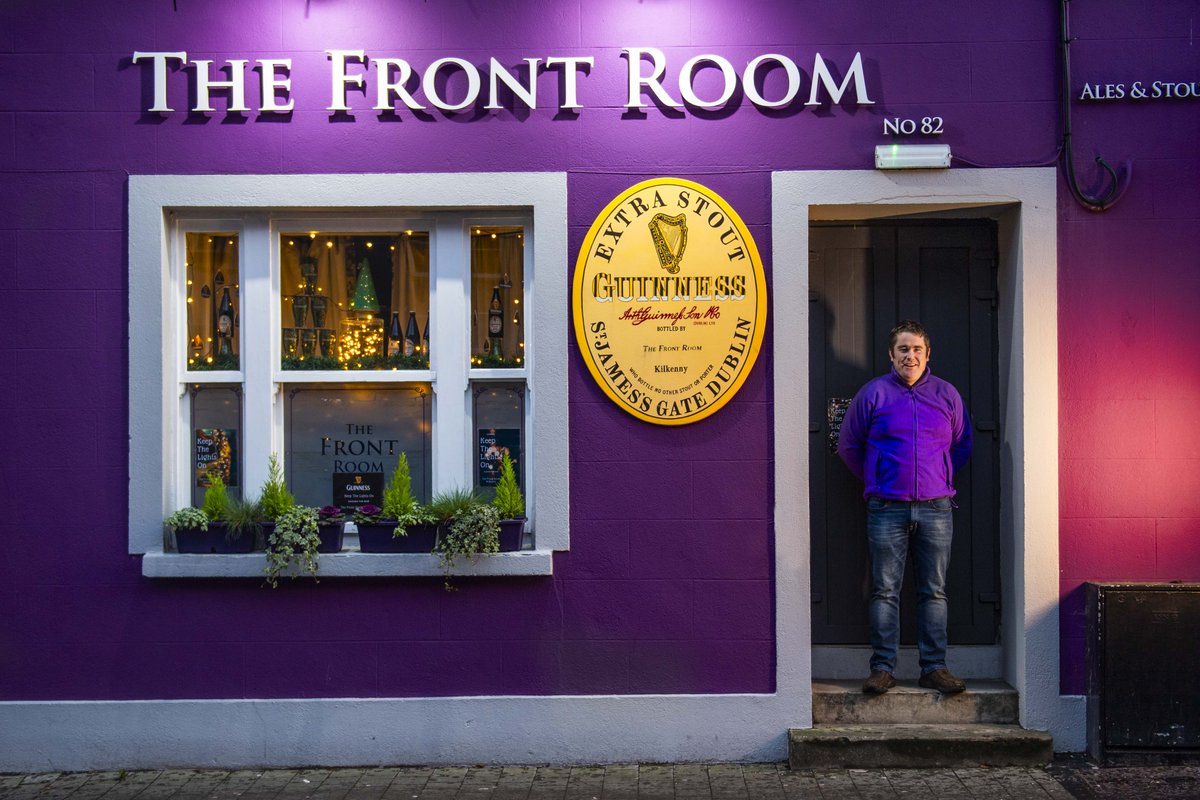 Anyway, here's my thread of pix, as a thank you to all the bar staff, for all the years I talked shite at you, slurred my order, forget to add the Guinness til the last minute, kept ya back for just one more round....Thank you for always putting up with me. We'll see you soon. x