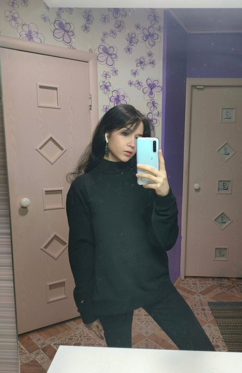 lerimifis's tweet photo. Ебать... Ебать... Ебаааааать
17/19 https://t.co/55tP3YzZA3