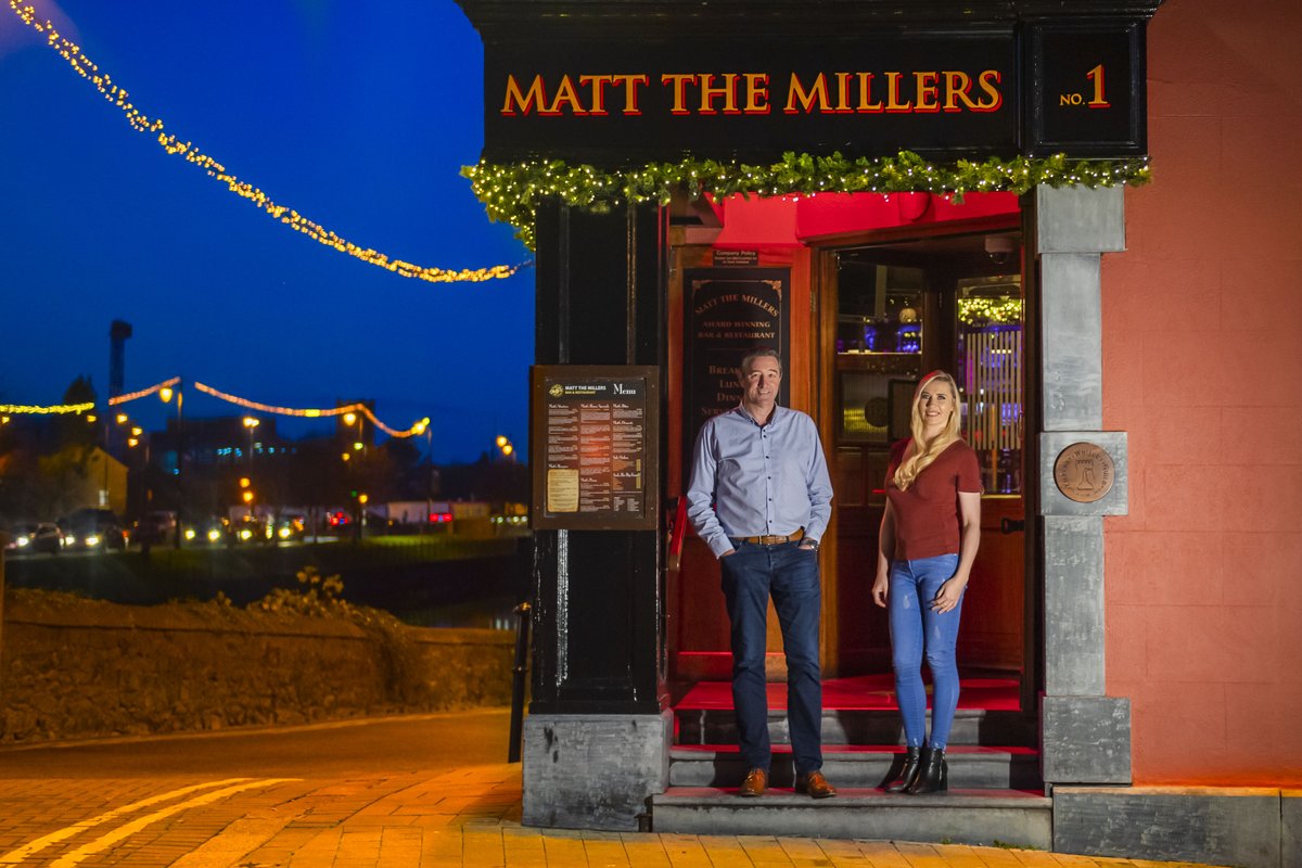 Anyway, here's my thread of pix, as a thank you to all the bar staff, for all the years I talked shite at you, slurred my order, forget to add the Guinness til the last minute, kept ya back for just one more round....Thank you for always putting up with me. We'll see you soon. x