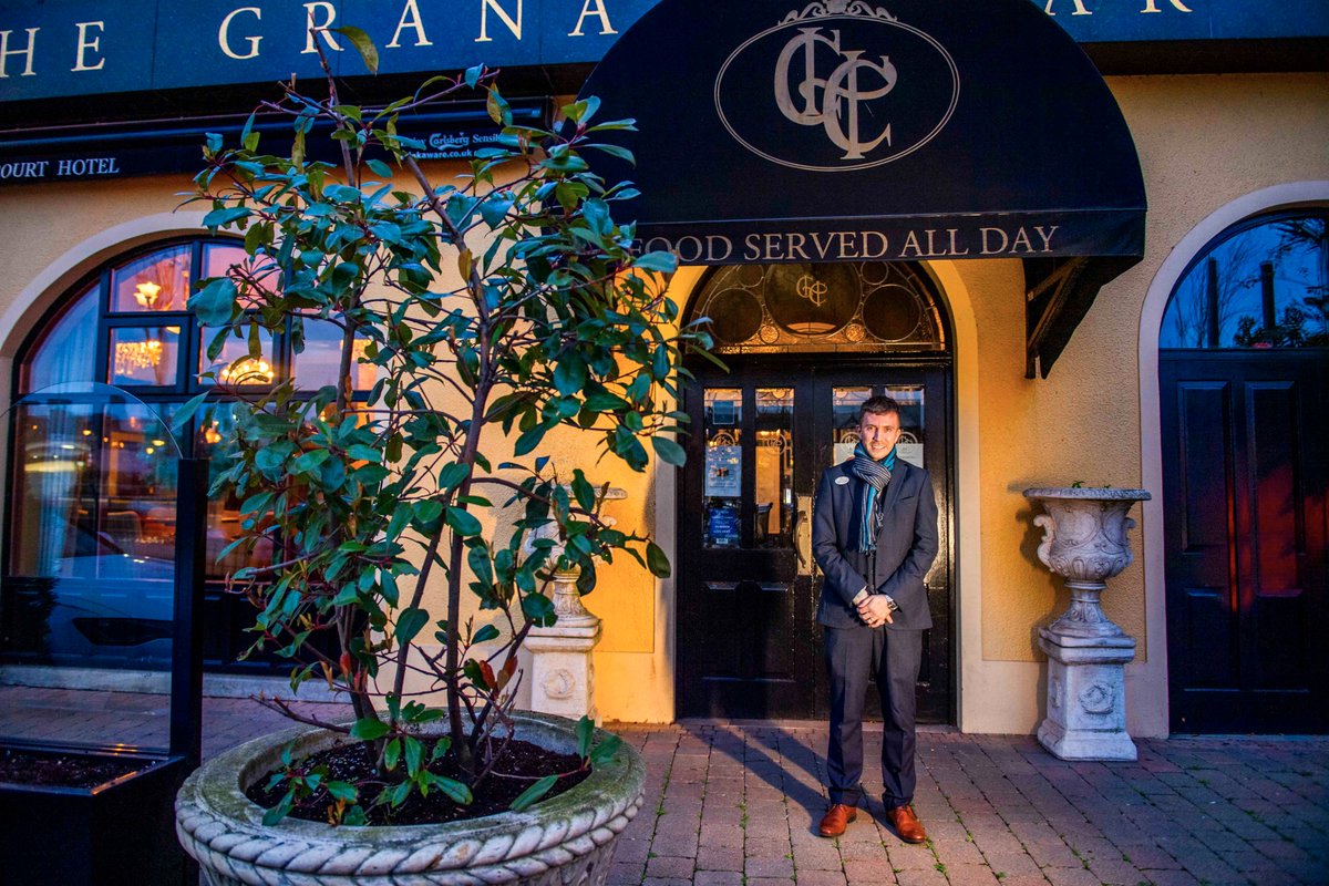 Anyway, here's my thread of pix, as a thank you to all the bar staff, for all the years I talked shite at you, slurred my order, forget to add the Guinness til the last minute, kept ya back for just one more round....Thank you for always putting up with me. We'll see you soon. x