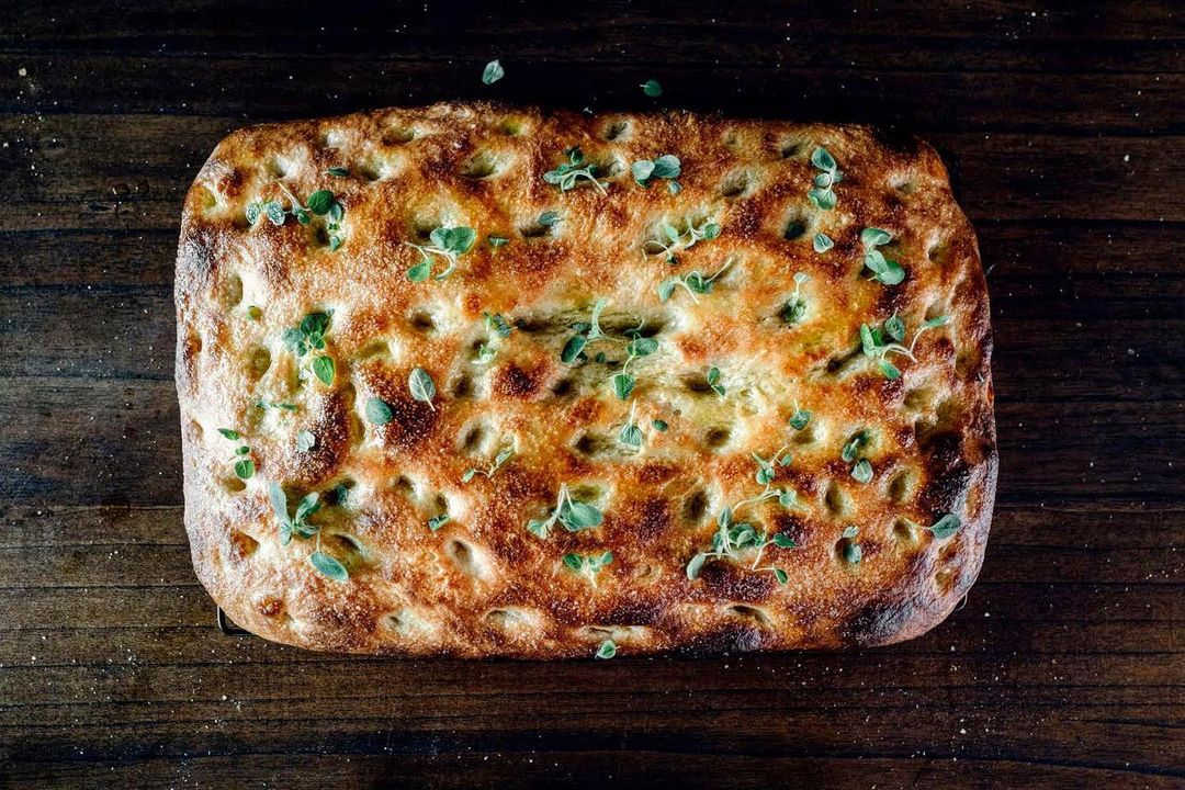 Hey everyone. Just a reminder that if you haven’t already downloaded the new ebook by <a href="/DanieleUditi/">Daniele Uditi</a> it’s pretty awesome. Lots of beautiful recipes and techniques. You and I learned a few things…
📸: <a href="/DanieleUditi/">Daniele Uditi</a>