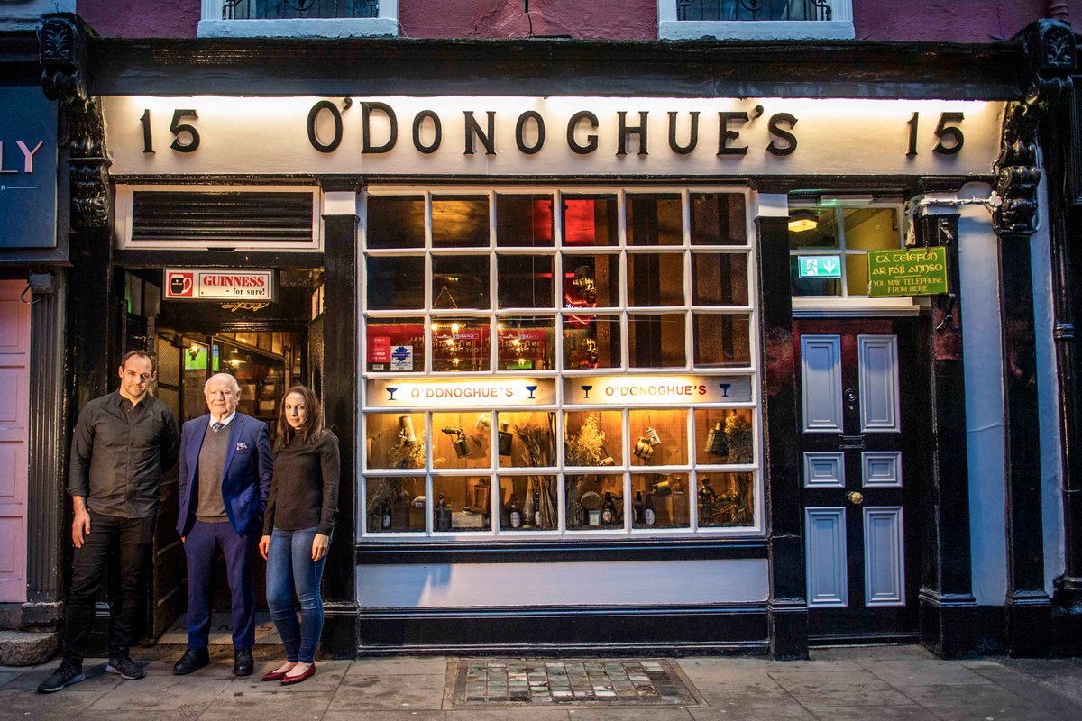 Anyway, here's my thread of pix, as a thank you to all the bar staff, for all the years I talked shite at you, slurred my order, forget to add the Guinness til the last minute, kept ya back for just one more round....Thank you for always putting up with me. We'll see you soon. x