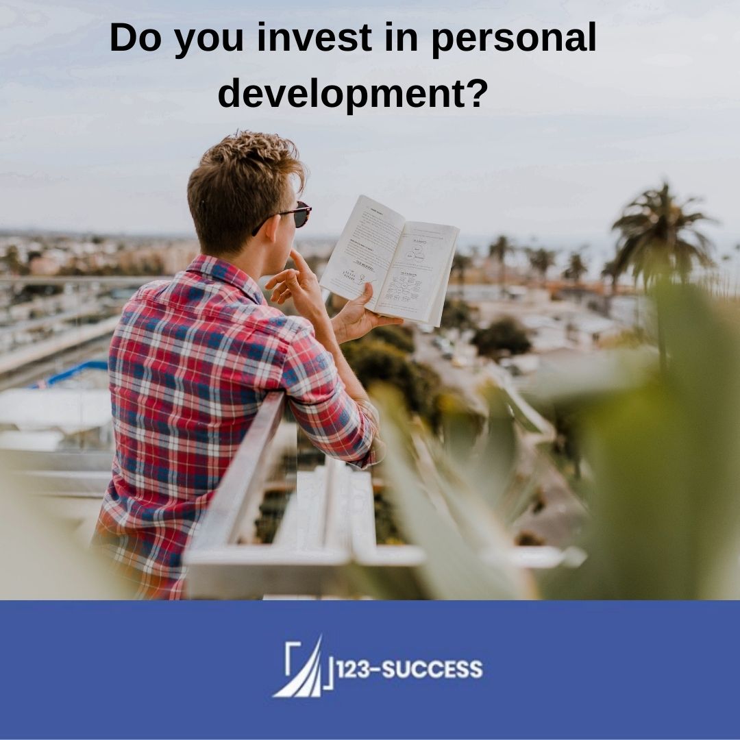 Personal development is the most popular online coaching niche. 

Everyone experiences transitions, so you can help multiple people in several areas in their life.

Are you interested in personal development?🤩

#personaldevlopment #business
