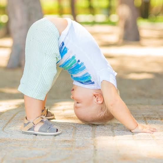 TrackYoga's tweet photo. Yoga is helpful in supporting your kid's emotional and physical development  #TrackYoga #onlineyogaclasses 

#kidsyoga #toddleryoga #yogatime #trackyogablog #kidsdevelopment #kidsandyoga #fridayinspiration #weekenddyoga #FridayVibes #yogapractice #onlineyoga #yogaapps https://t.co/opTRswgghM