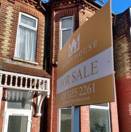 AgencyExpressEN's tweet photo. Crown House Estates - welcome to Agency Express! π
https://t.co/7AQryGd9Ye #estateagents #lettingagents #AgencyExpress https://t.co/6gkOjPQQIN