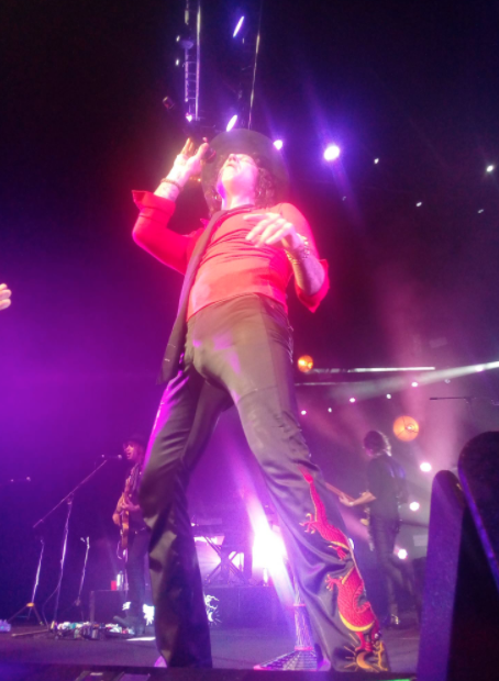 _g_m_9's tweet photo. @PonchoYezka Lady blue, justo aquí la cantaba en el auditorio nacional :3 <3 https://t.co/J6zOlqR7hO