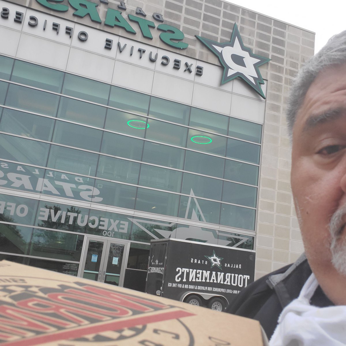 beence00's tweet photo. @mturco35 Hey Marty its vince from Norma's Cafe! We are celebrating National Pie day. So I dropped you off a pie!
Go Stars!!@NormasCafe https://t.co/dZVWEjmT1p
