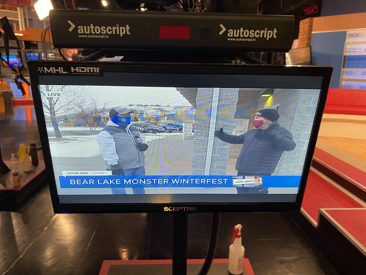 DaniRuberti's tweet photo. Big Budah teasing he might do the polar plunge this AM at Bear Lake on @FOX13. The water temp is only 33 degrees 🥶 Who votes he does it?! #GoBGo @lexie_news @TamaraVaifanua @Kerricronk @anchormandan @Big_Budah https://t.co/Cy0Ycqk03d