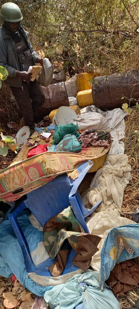 DHQNigeria's tweet photo. #pressrelease #DHQUpdate
OPERATION LAFIYA DOLE: MORE BOKO HARAM CRIMINALS ELIMINATED BY TROOPS OF 402 SPECIAL FORCES BRIGADE OPERATION TURA TAKAIBANGO CAPTURE ARMS AND AMMUNITION IN BORNO STATE.
https://t.co/rnMflzlPJ0 https://t.co/mS8fSk9SHI